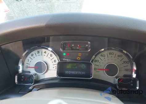 2010 Ford Expedition Eddie Bauer/King Ranch z USA, uszkodzony, nr VIN 1FMJU1J54AEA17618